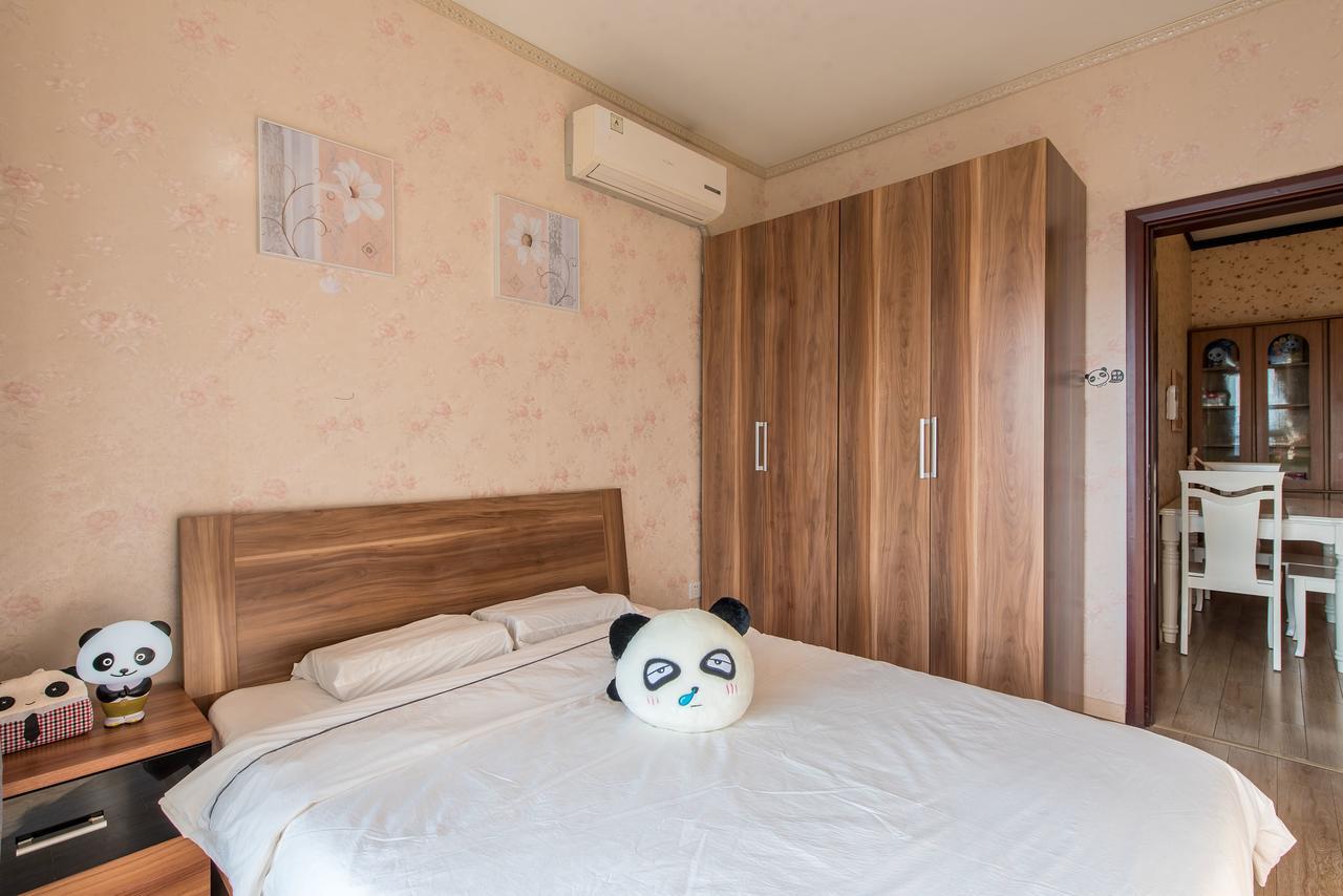 Pandahouse Aparthotel Chengdu Bagian luar foto