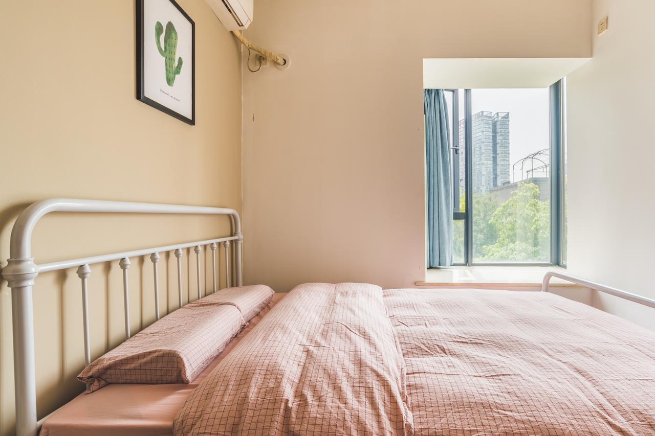 Pandahouse Aparthotel Chengdu Bagian luar foto
