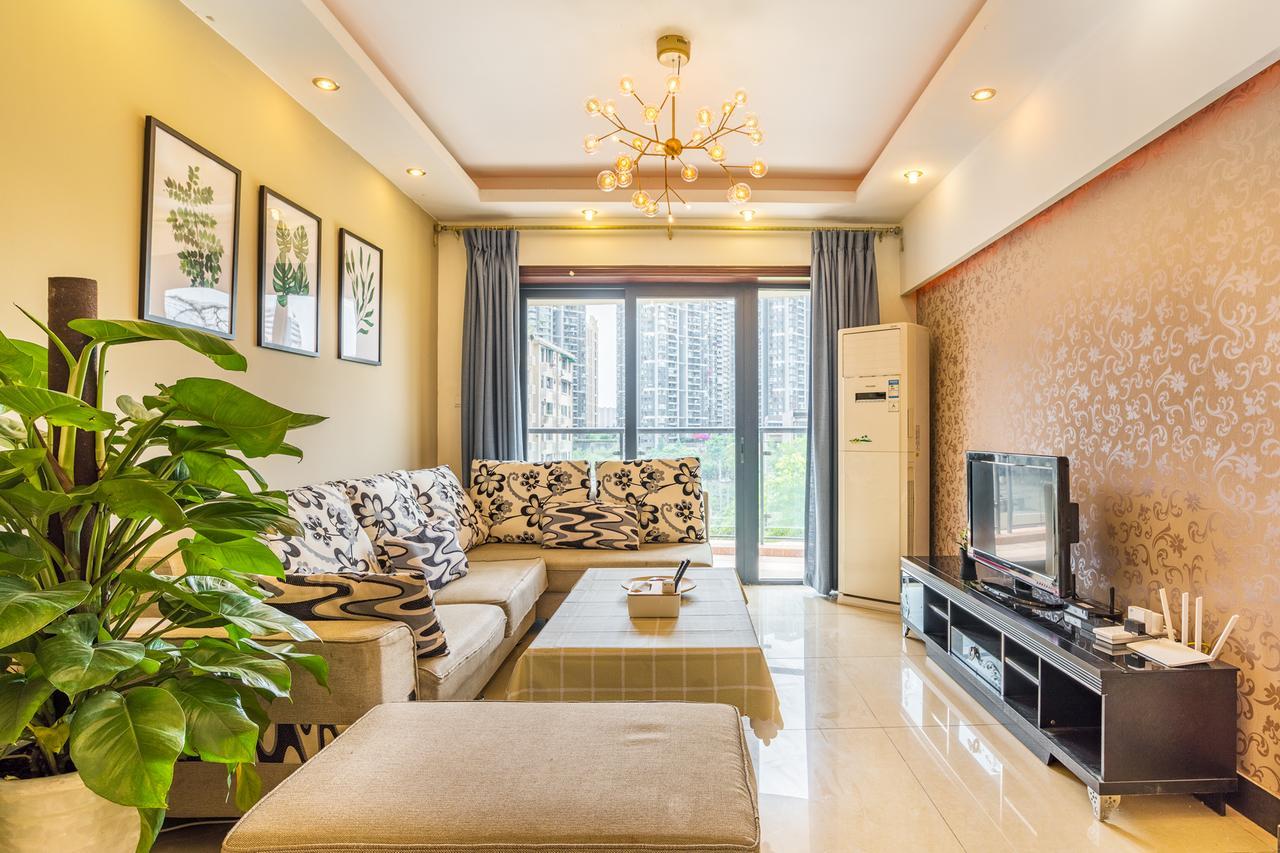 Pandahouse Aparthotel Chengdu Bagian luar foto